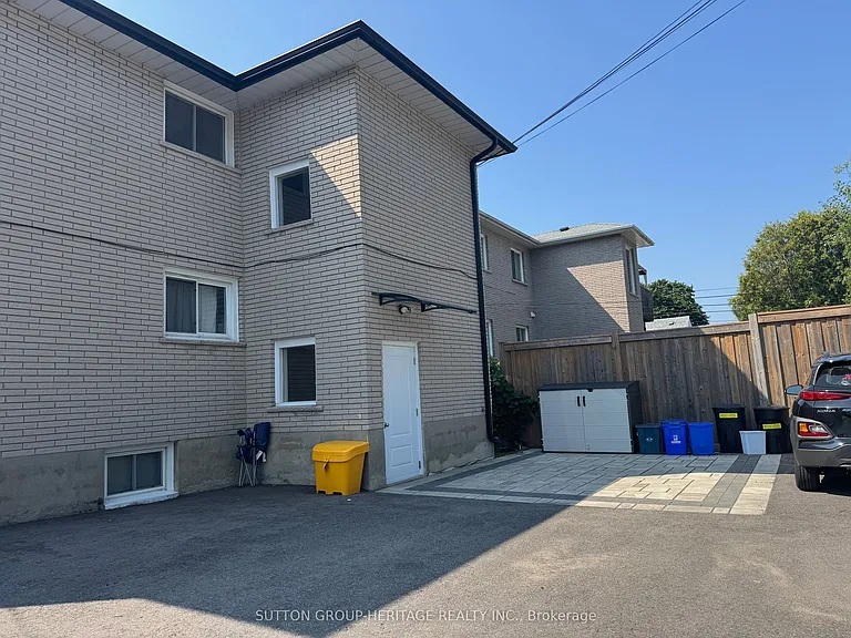 110 Tecumseh Ave #1 — Photo 8
