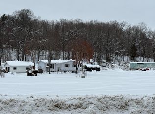 1028 Crabbe Ln, Dysart Et Al, ON K0M1S0