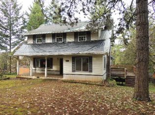 2110 E Main St, Cottage Grove, OR 97424