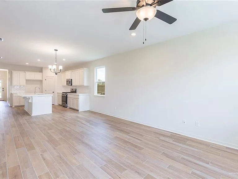14138 Wichita Falls Ln — Photo 3