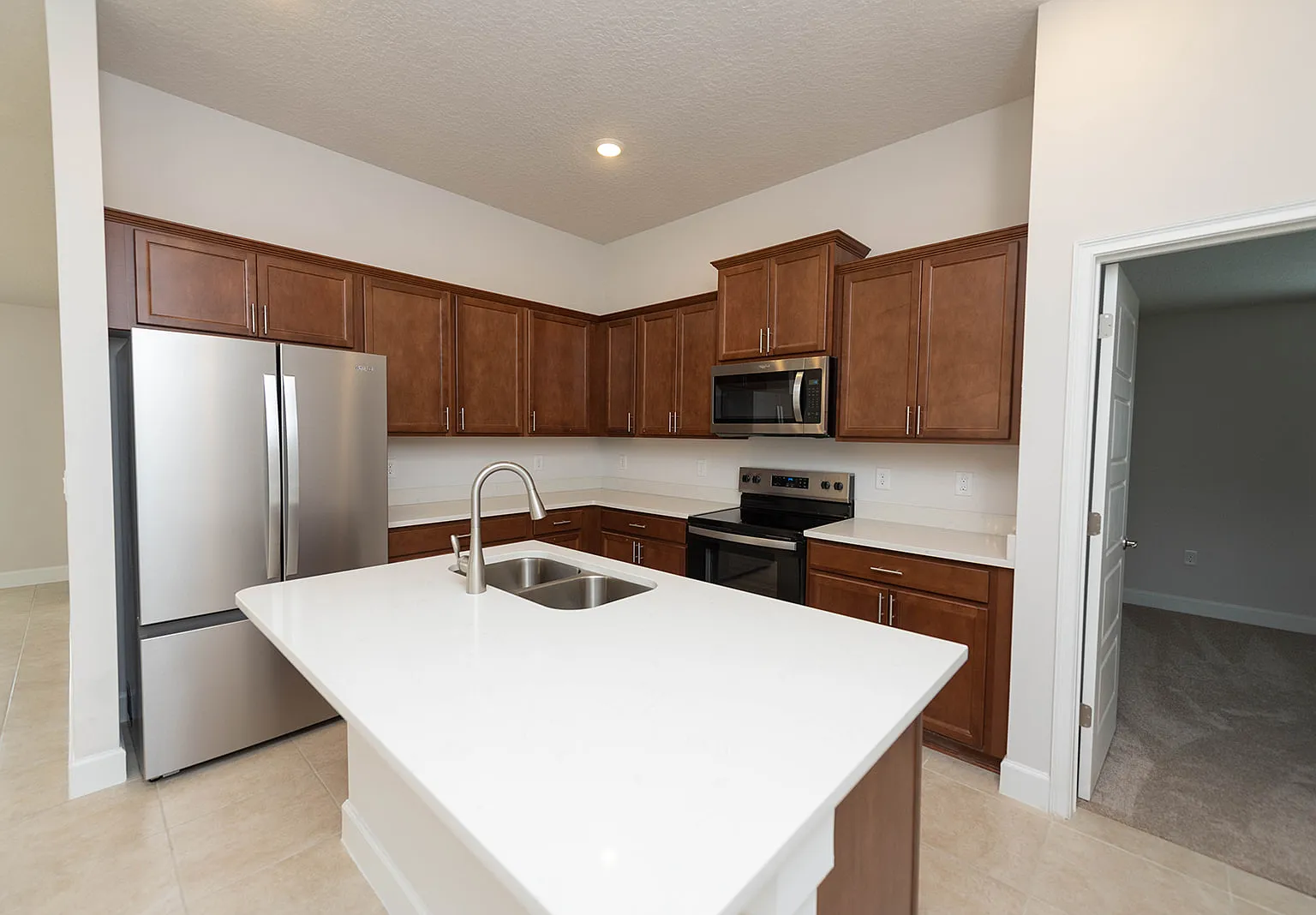 4 bed, 1635 sqft, $2,200 — Photo 4