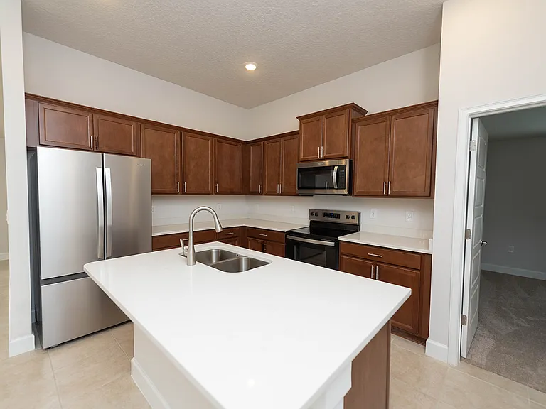 1146 Kylar Dr NW — Photo 4