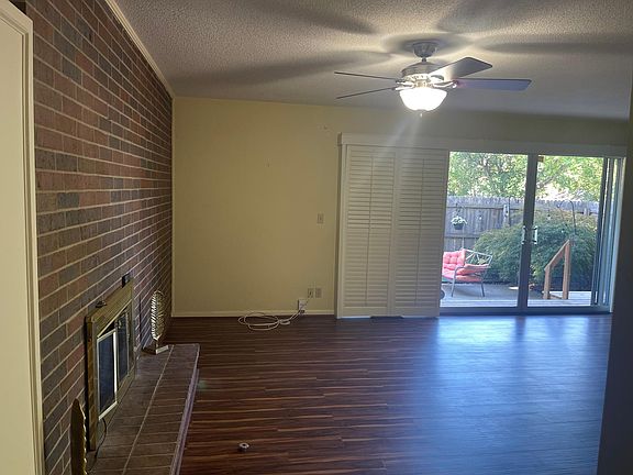 4th image of 8718 Metcalf Ave APT 101