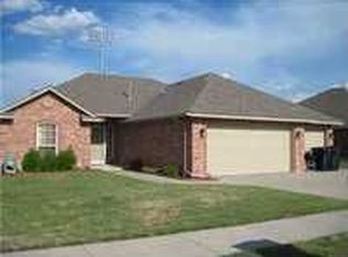 15912 Vicki Dr, Oklahoma City, OK 73170