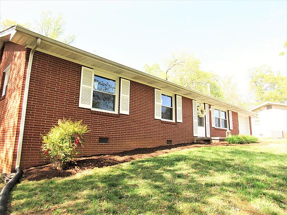 3rd image of 6632 Wachese Ln