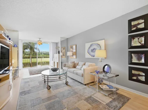 7145 Huntington Lane #205, Delray Beach, FL 33446