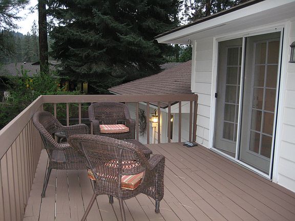 4th image of 1415 W Parkwood Ct