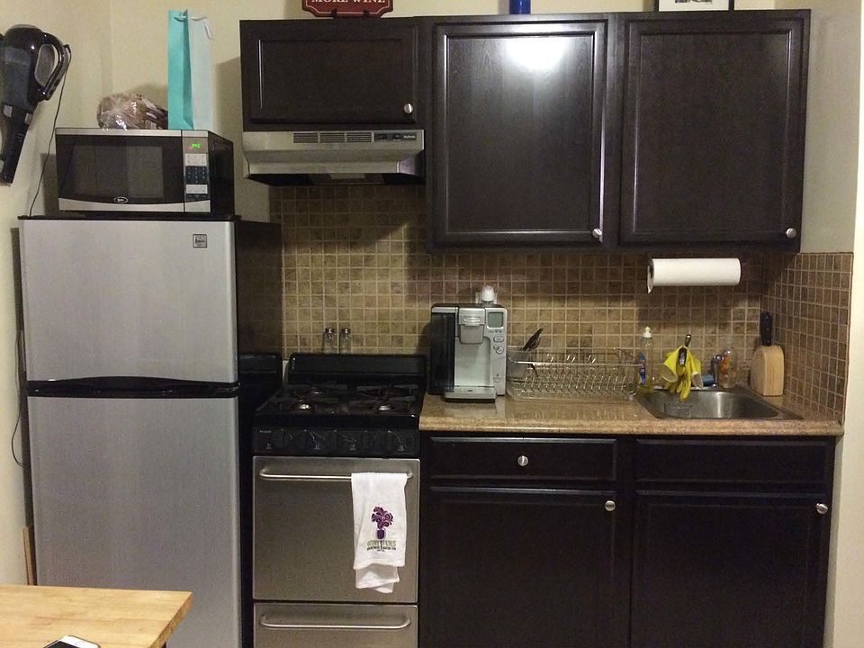 1st image of 2521 31st Ave #3