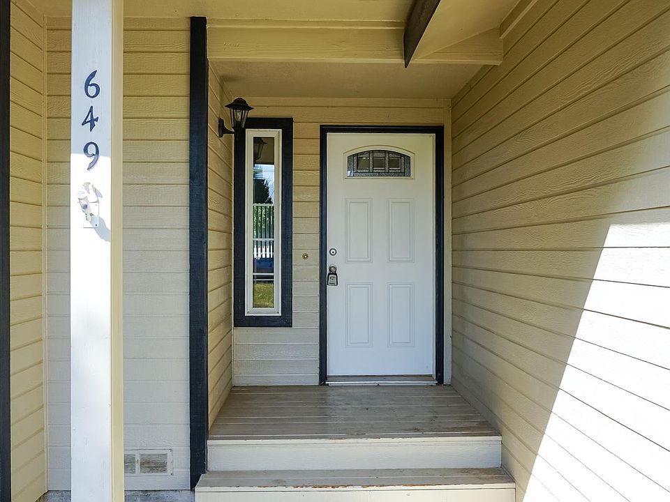 1st image of 649 W Helen Ave