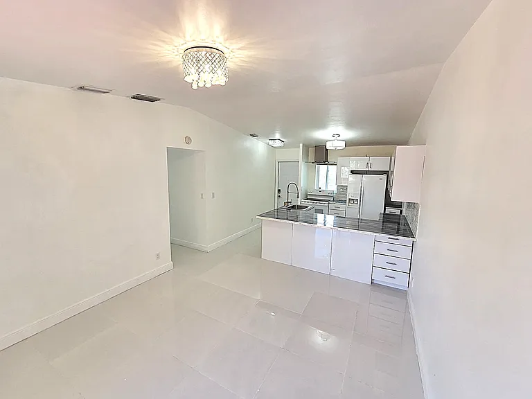 20845 Grouper Dr — Photo 5