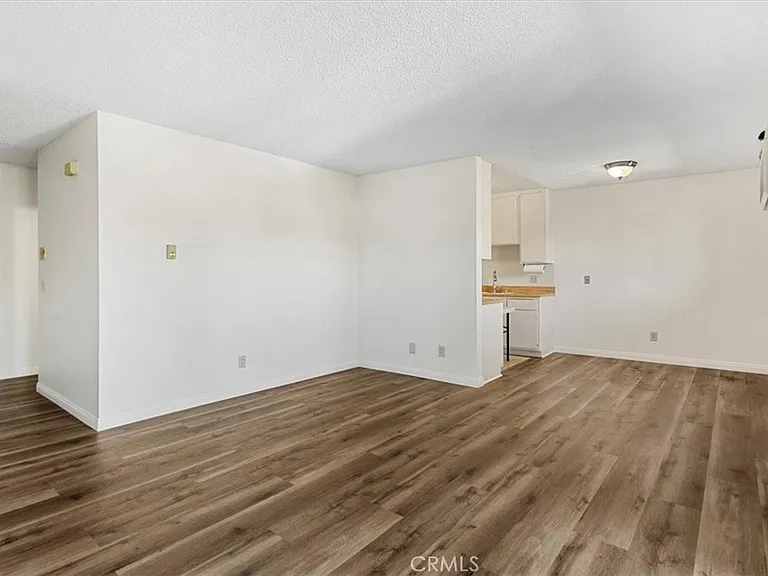 3424 Pueblo Ave #8 — Photo 6