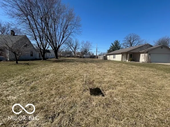 2722 S Lyons Ave, Indianapolis, IN 46241