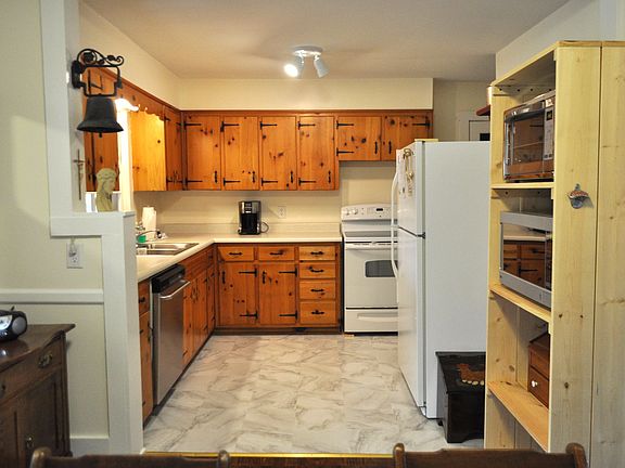 5th image of 917 Plainview Ave