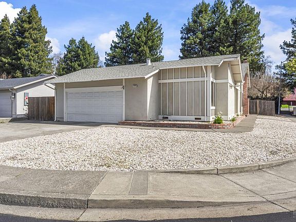 4th image of 6498 Jacaranda Street