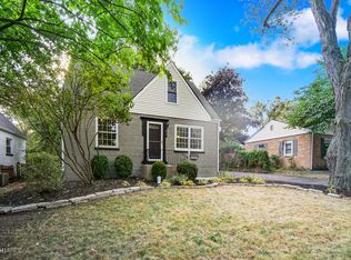 810 Pick St, Wheaton, IL 60187