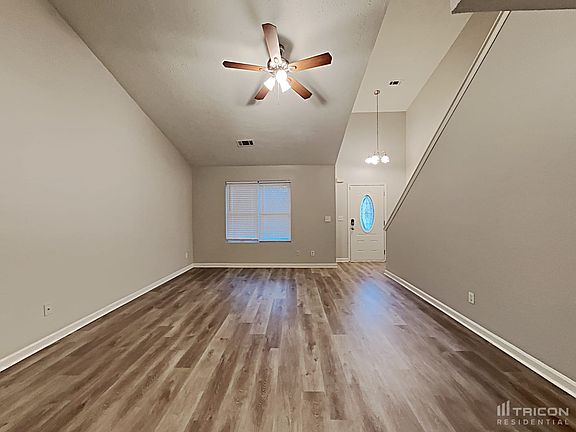3rd image of 3312 Sentinel Cir
