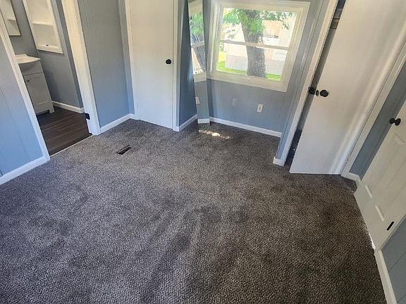 5th image of 4191 Lake Rd #40