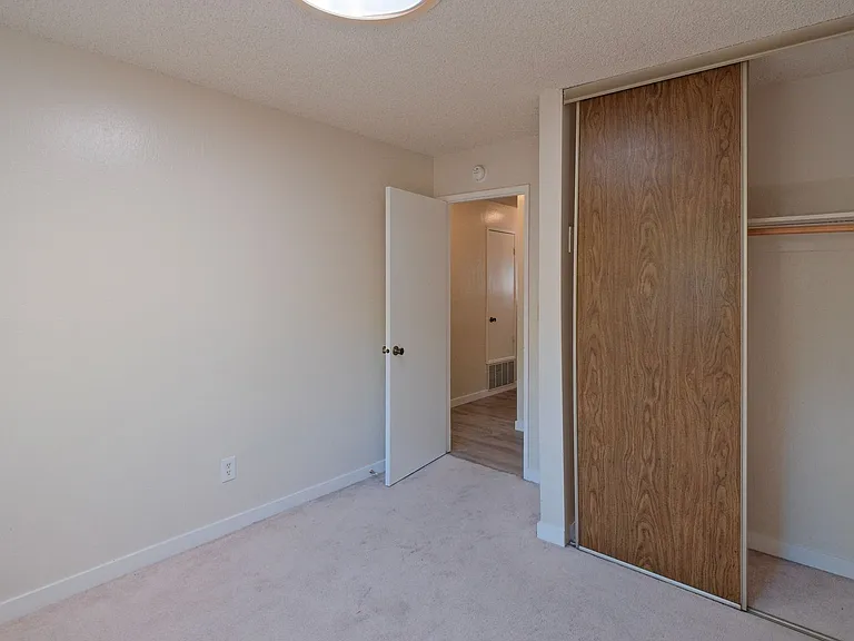 505 Mission Pl — Photo 20