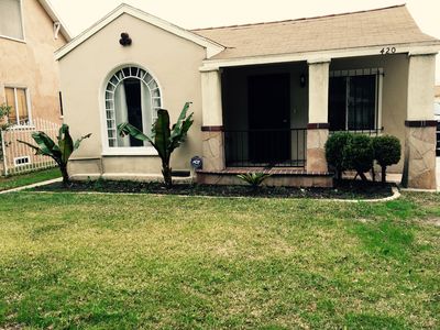420 E 92nd St, Los Angeles, CA, 90003