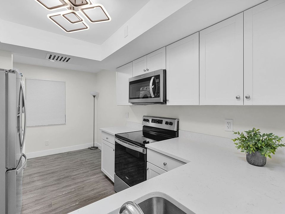 1st image of 2517 S 17th St #2513-103