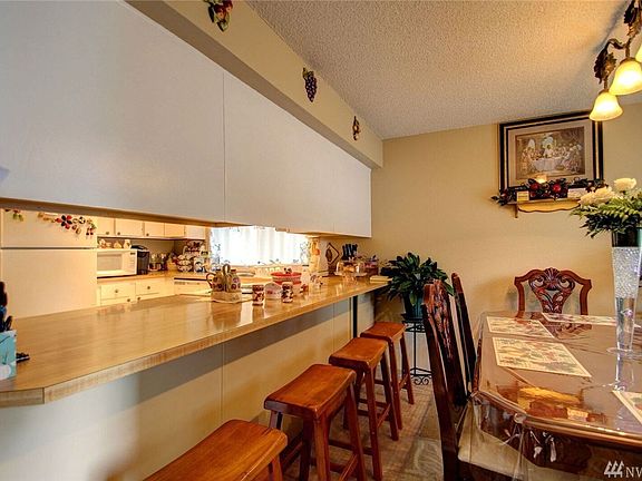 5th image of 4516 176th St SW APT E1