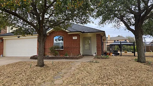 12112 Lamington Dr Photo 1