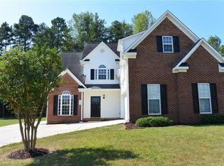 2320 Glen Cove Way, High Point, NC 27265