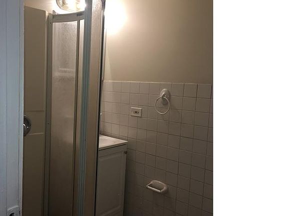 5th image of 6216 S Eberhart Ave #2