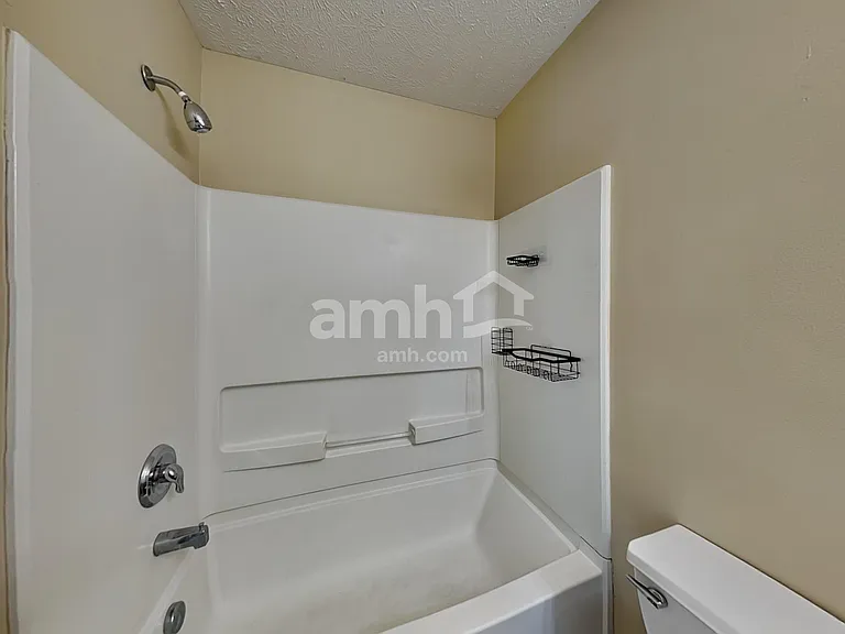 8103 Chesterhill Ln — Photo 9