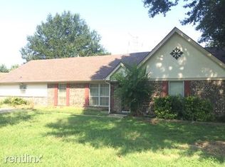 6974 Tulip Trail Dr, Memphis, TN 38133