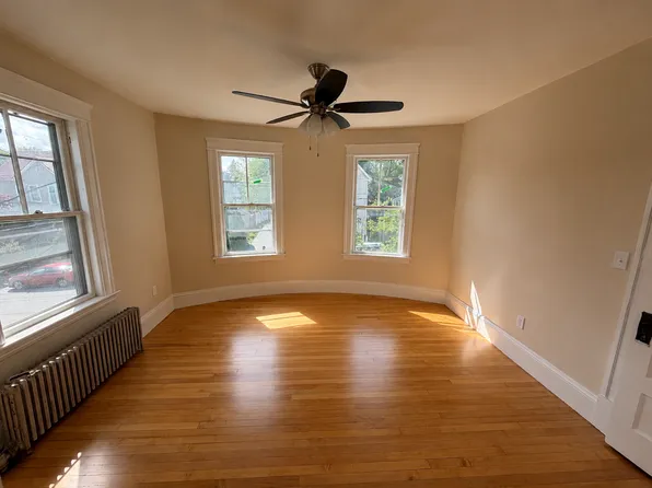 10 Tower St #2, Worcester, MA 01606