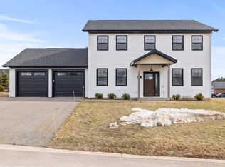 15 Horseshoe Blvd, Charlottetown, PE C1C 1R5