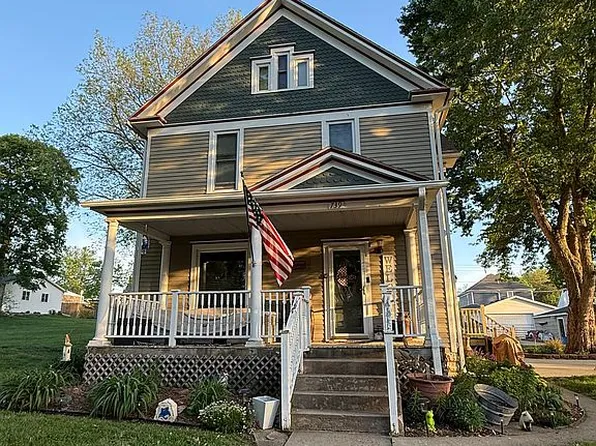 739 4th St, Pawnee City, NE 68420