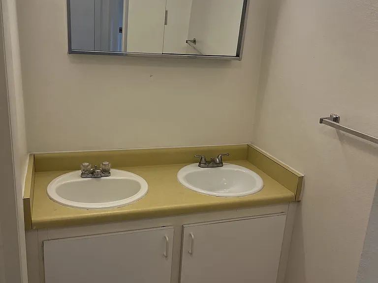 3293 Madison Ave #S102 — Photo 22