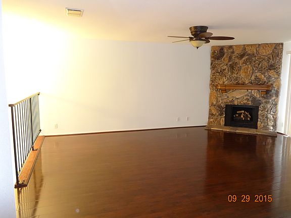 3rd image of 7818 Hampton Ln