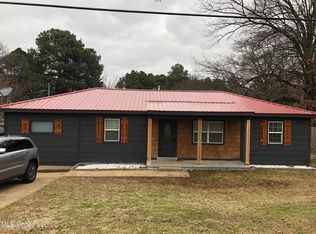 1260 Willard Dr, Southaven, MS 38671