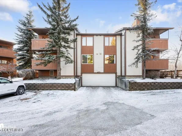 7250 Huntsmen Cir #3-D, Anchorage, AK 99518