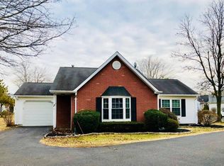 7 Carnaby Close, Freehold, NJ 07728