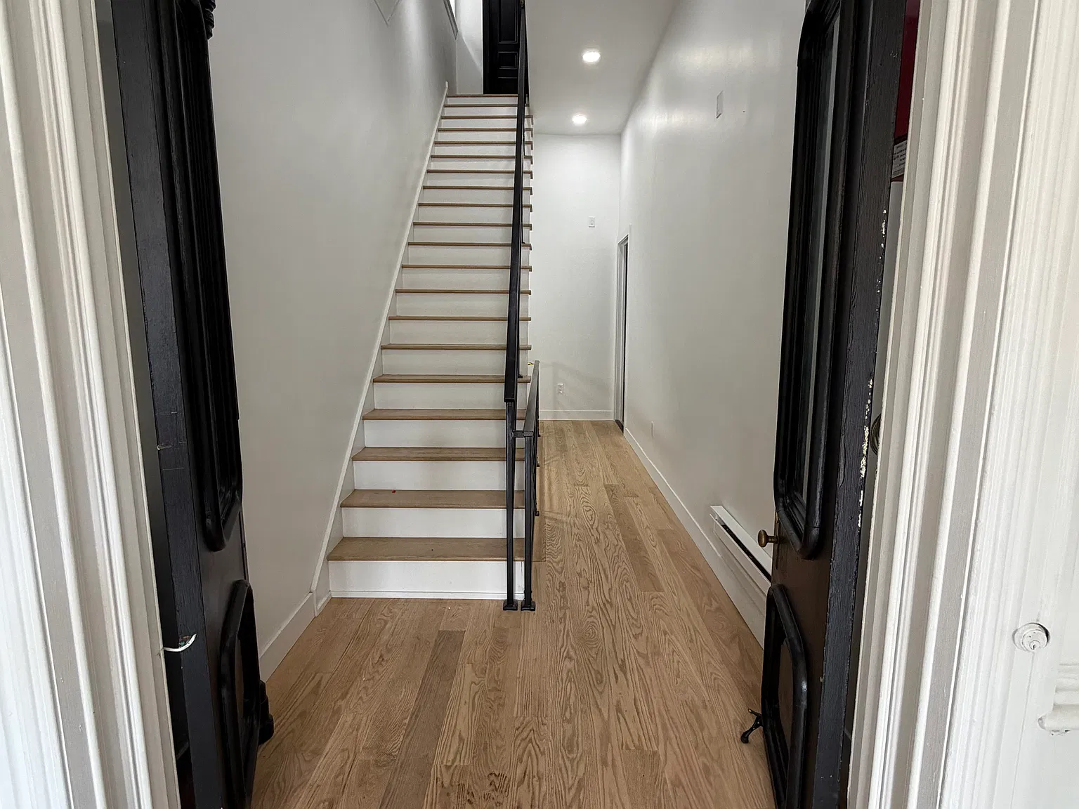 4 bed, $5,200 — Photo 4