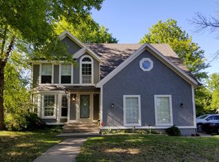 1222 E Brentwood Pl, Olathe, KS 66062
