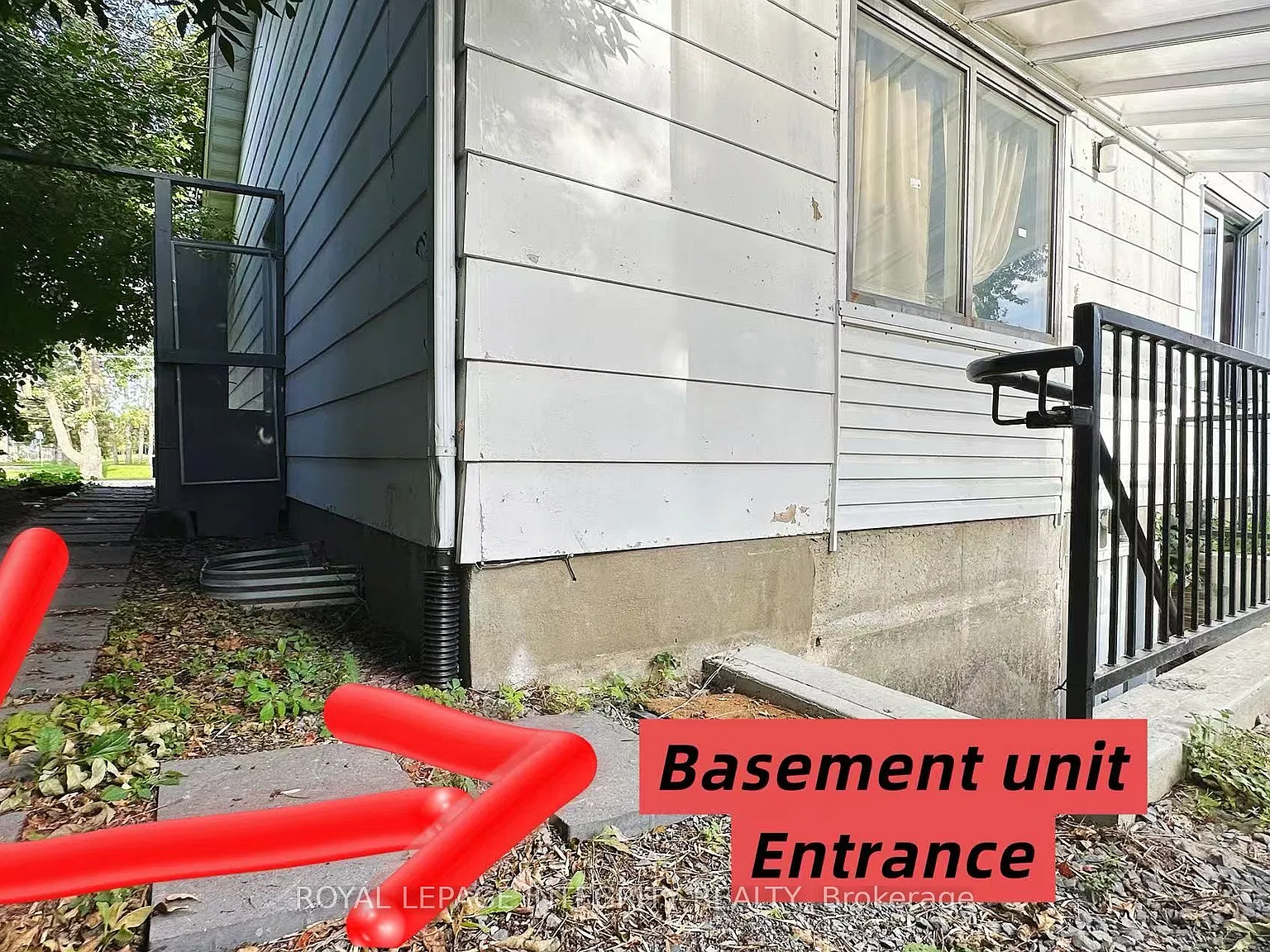 3 bed, $1,900 — Photo 2