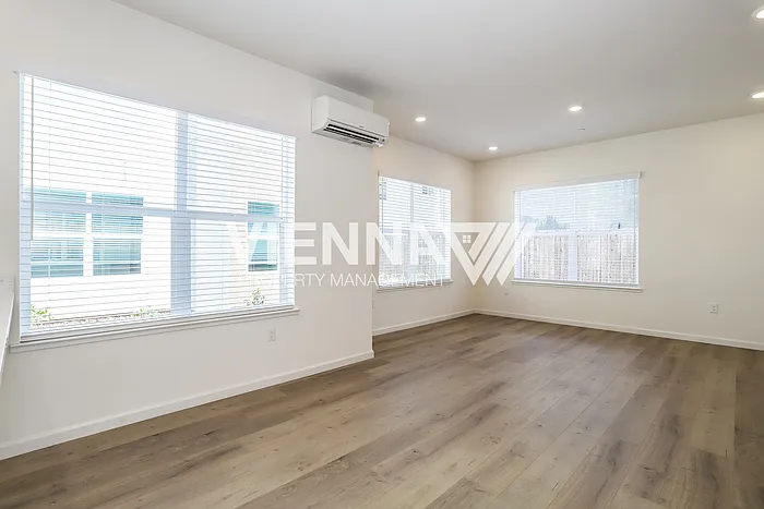 8086 Quiet Knolls Dr — Photo 8