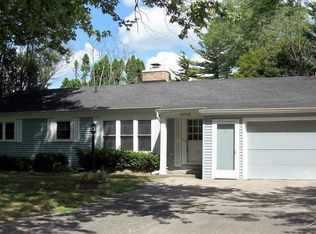 1058 Glenmeadow Ct, Saginaw, MI 48638