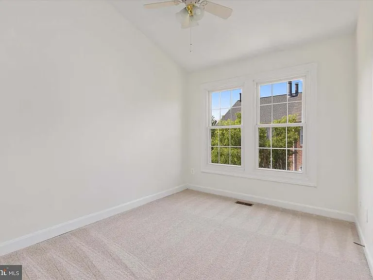 4734 Minor Cir — Photo 14