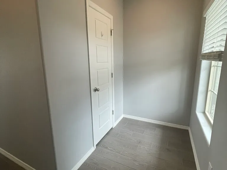 4839 Blackburn Rd NE — Photo 2