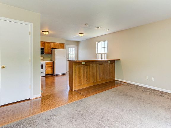 5th image of 820 Orlando Ct