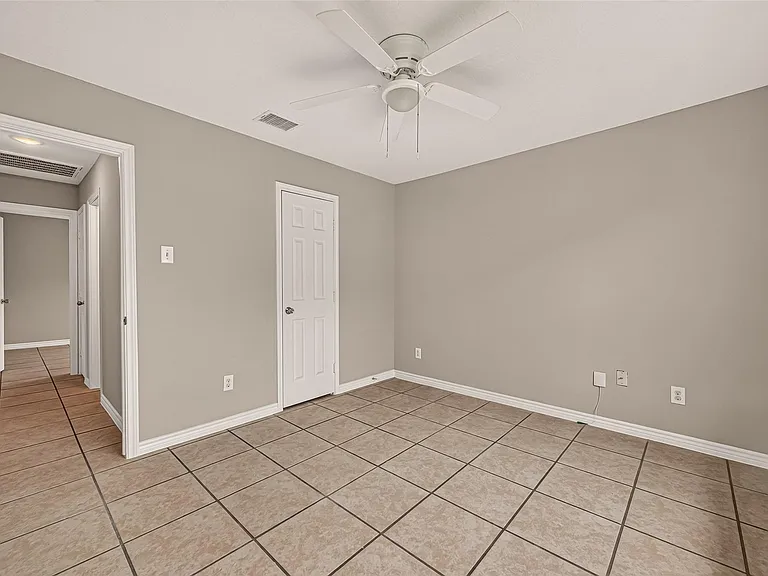 8607 Valley Forest Dr — Photo 14