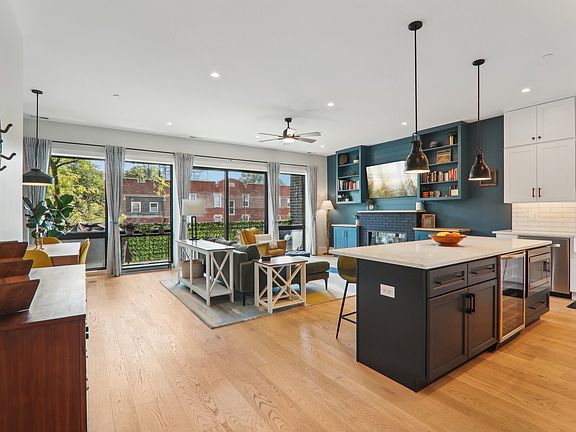 2nd image of 5042 N Western Ave #2