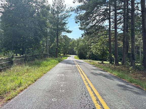4th image of 17701 Wilkinson Rd