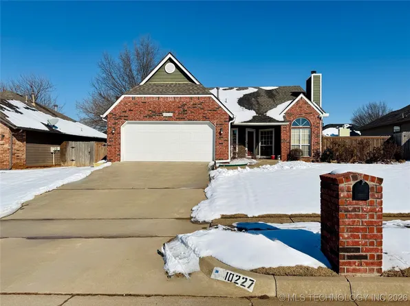 10227 E 115th St S, Bixby, OK 74008